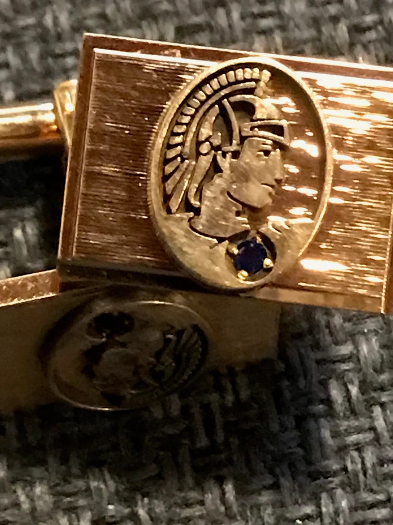 Seltene Vintage Manschettenknöpfe Gold mit Römermotiv und blauem Stein