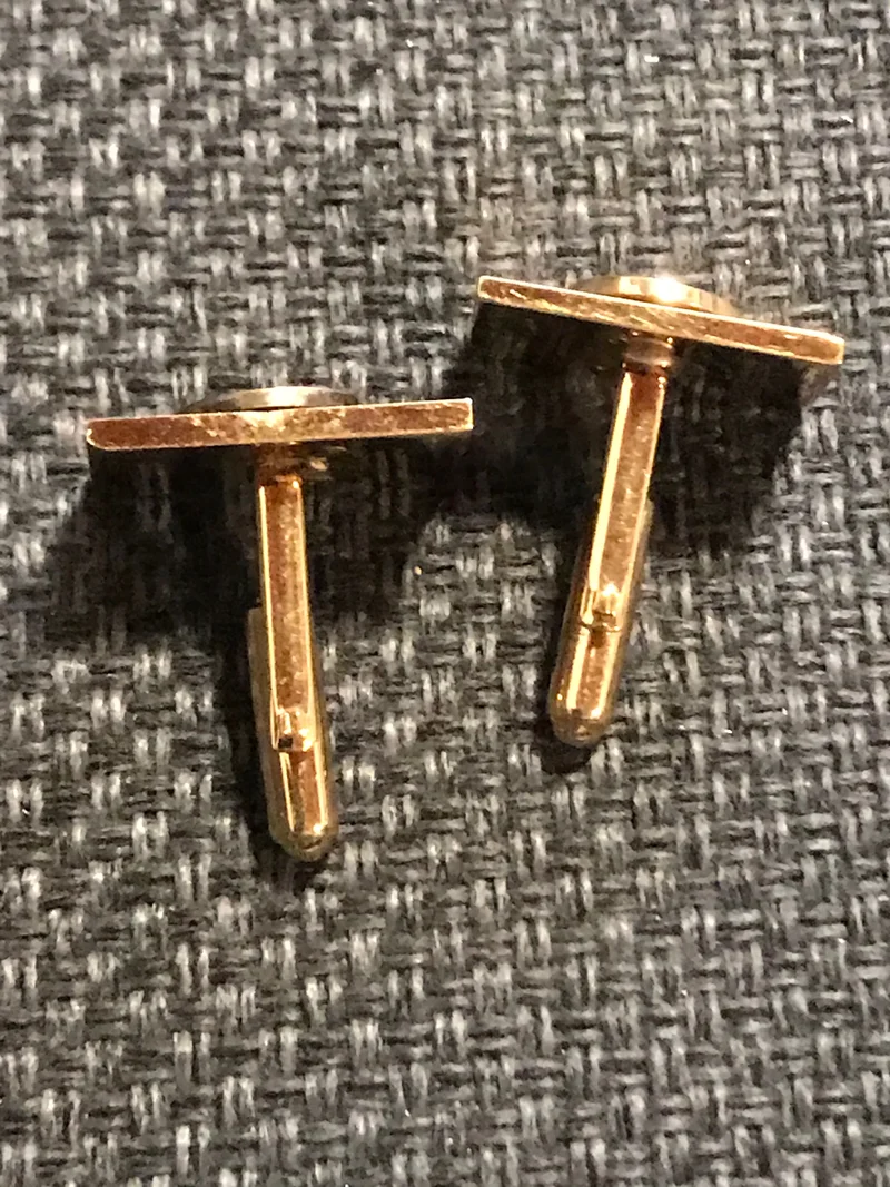 Seltene Vintage Manschettenknöpfe Gold mit Römermotiv und blauem Stein