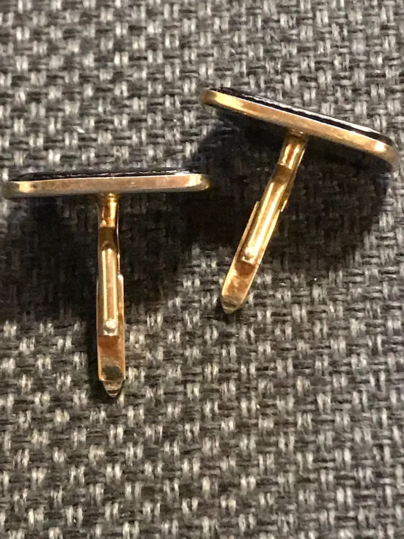 Vintage Manschettenknöpfe Gold mit schwarzem Stein – elegante Herren Accessoires