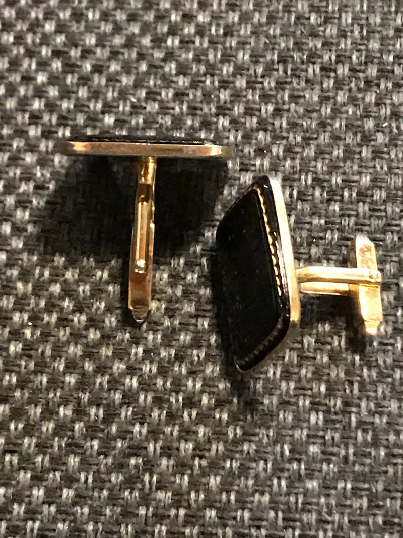Vintage Manschettenknöpfe Gold mit schwarzem Stein – elegante Herren Accessoires