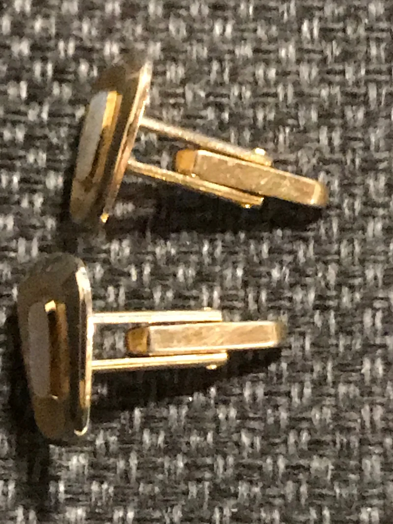 Vintage Manschettenknöpfe Gold mit Perlmutt – elegante Herren Accessoires im Retro Stil