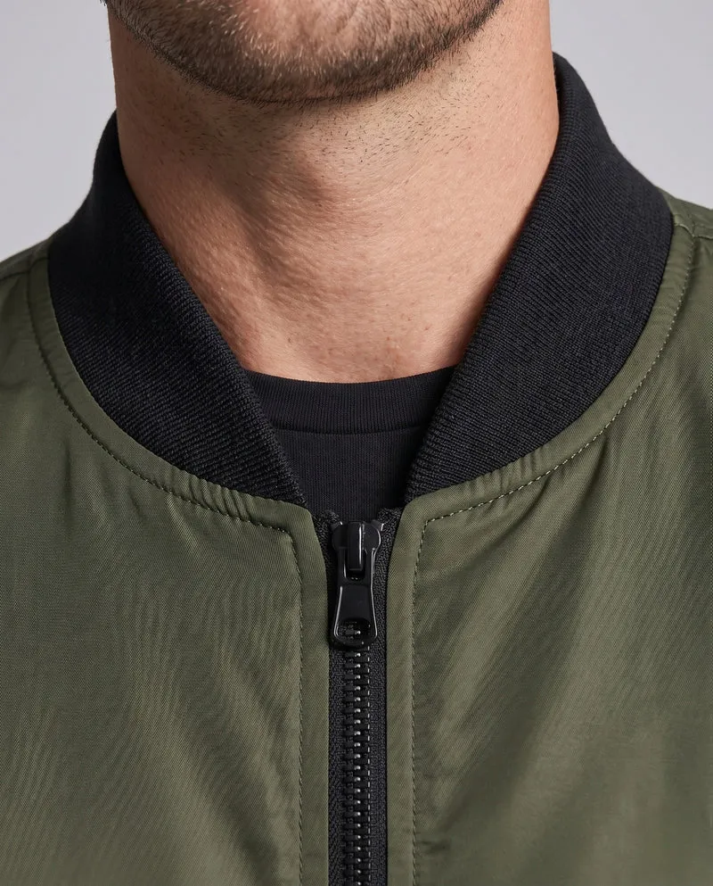 Herren Kurze Bomberjacke mit Patch‑Applikationen, Nylon‑Obermaterial und gesteppter Innenfütterung Nord Taschen