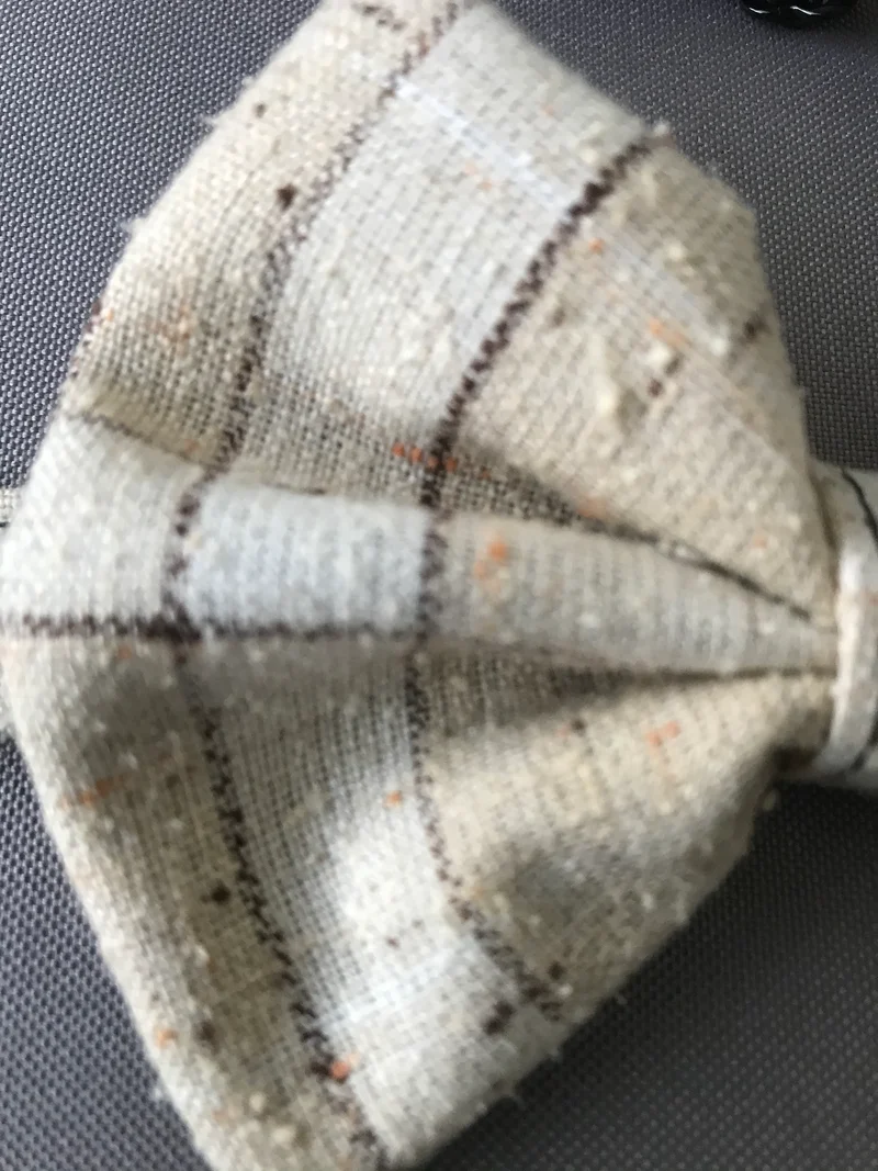 Vintage Fliege – Einheitsgröße, Beige mit feinem Streifenmuster