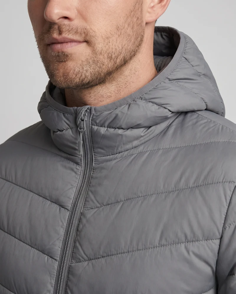 Herren Leichte gesteppte Kapuzen-Quiltjacke mit Chevron‑Steppung und winddichter Außenlage Nord Taschen