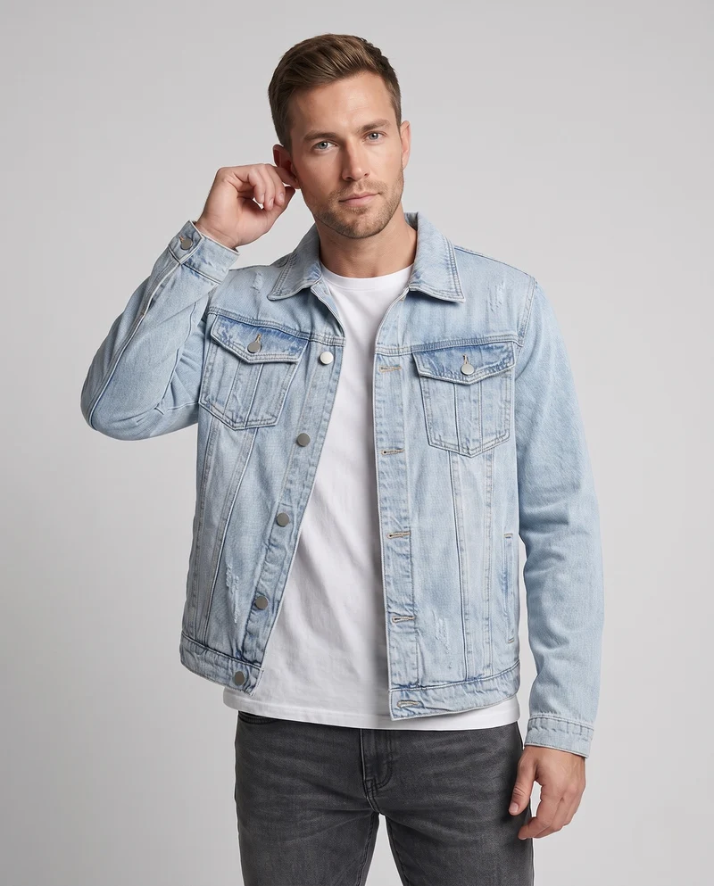 Herren Klassische Trucker-Denimjacke im Regular-Fit mit aufgesetzten Pattentaschen und leichter Used-Waschung Nord Taschen