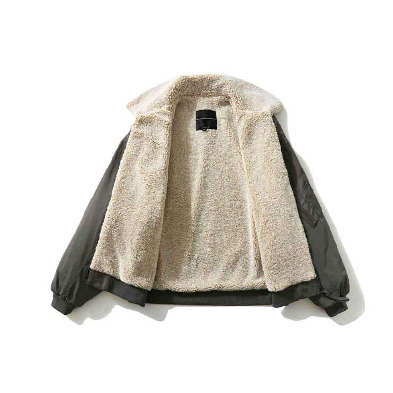 Herren Kurz geschnittene gepolsterte Bomberjacke mit Teddykragen und Utility-Ärmeltasche Nord Taschen