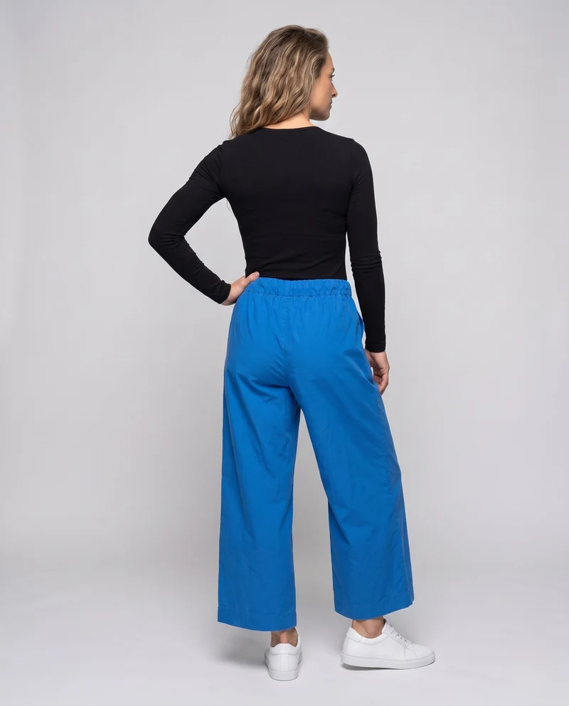 Damen Weite Cropped-Hose mit elastischem Rüschbund und aufgesetzter Gesäßtasche Nord Taschen
