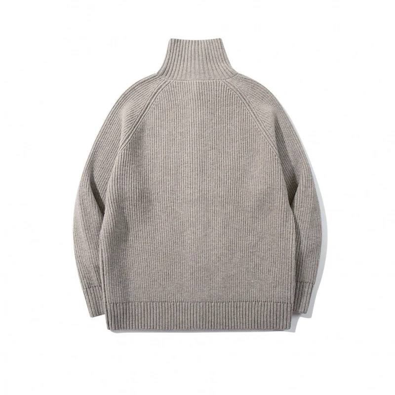 Herren grobgestrickter Knopfcardigan mit hohem Rollkragen und Raglanärmeln Nord Taschen