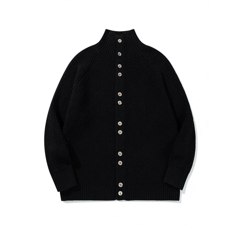 Herren grobgestrickter Knopfcardigan mit hohem Rollkragen und Raglanärmeln Nord Taschen