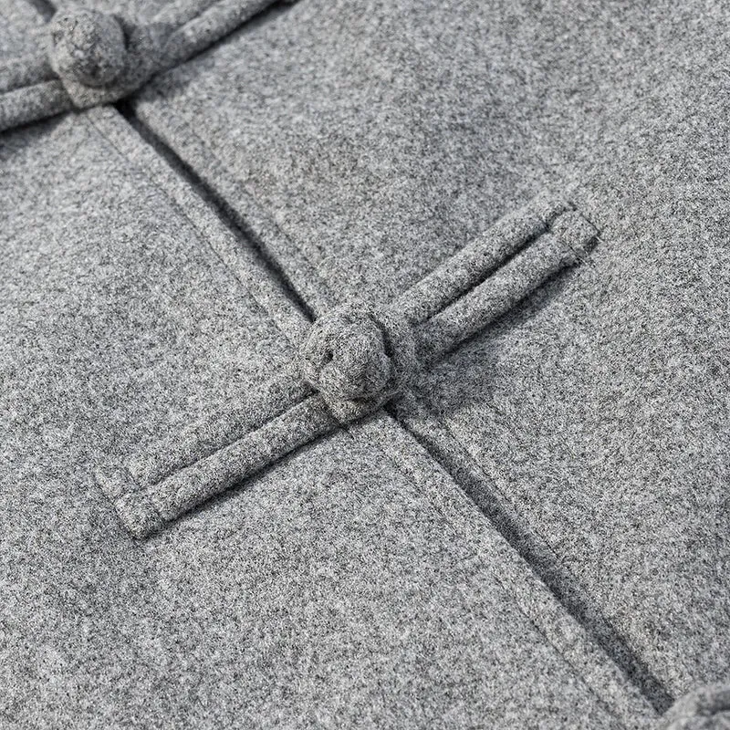 Damen Traditionelle kurz geschnittene Jacke mit Mandarin-Kragen und Knotenverschlüssen Nord Taschen