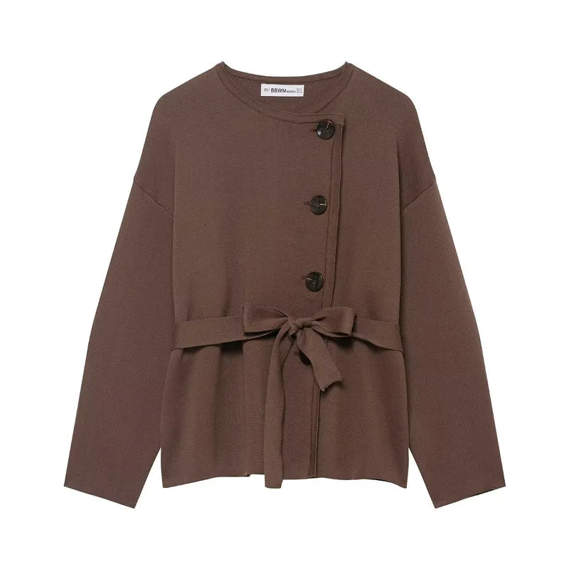 Damen Strickjacke mit asymmetrischer Knopfblende und Taillengürtel Nord Taschen