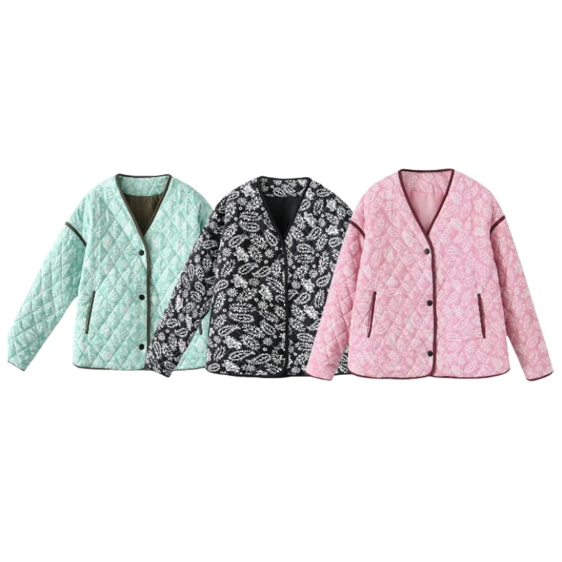Damen Steppjacke mit Paisley‑Muster, V‑Ausschnitt und kontrastierender Paspelierung Nord Taschen
