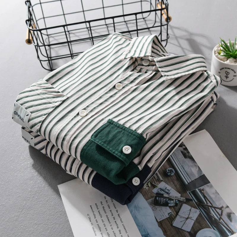 Herren Gestreiftes Overshirt mit Kontrast-Brusttaschen und Kentkragen aus Baumwollmix Nord Taschen