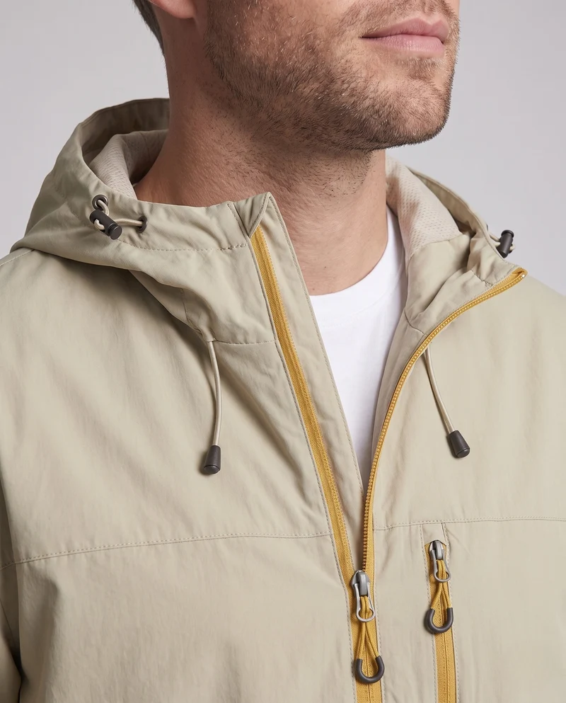 Herren Technische Outdoor-Jacke mit verstellbarem Kapuzenkragen Nord Taschen