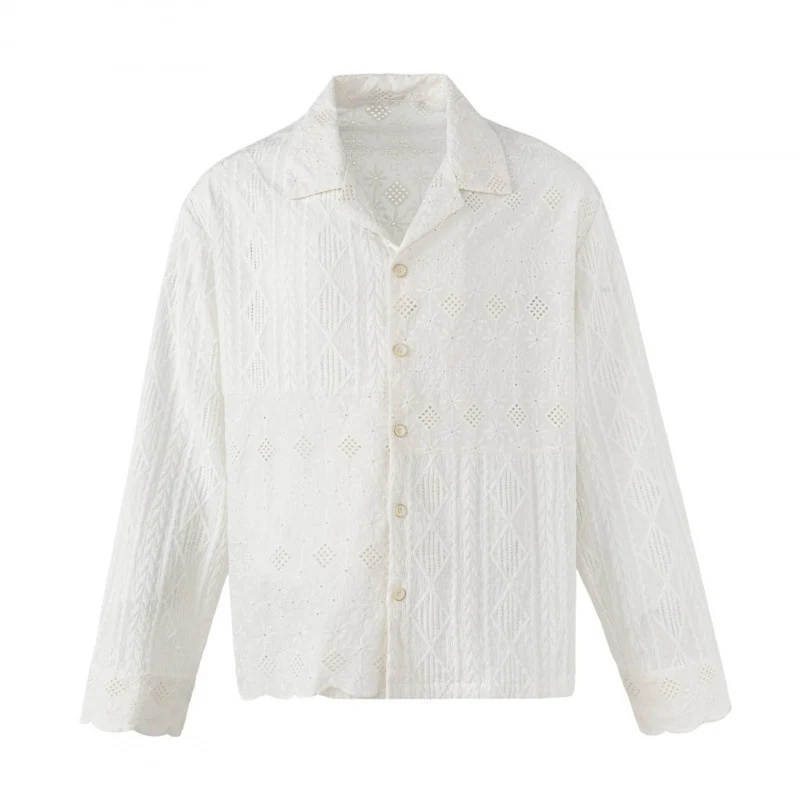 Damen Broderie-Anglaise-Hemdjacke im Boxy-Schnitt mit Hemdkragen und Knopfleiste Nord Taschen