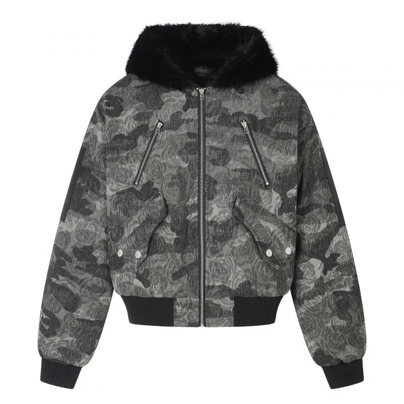 Damen Boxy-Bomberjacke mit weichem Kunstpelzkragen und floraler Camouflage-Struktur Nord Taschen