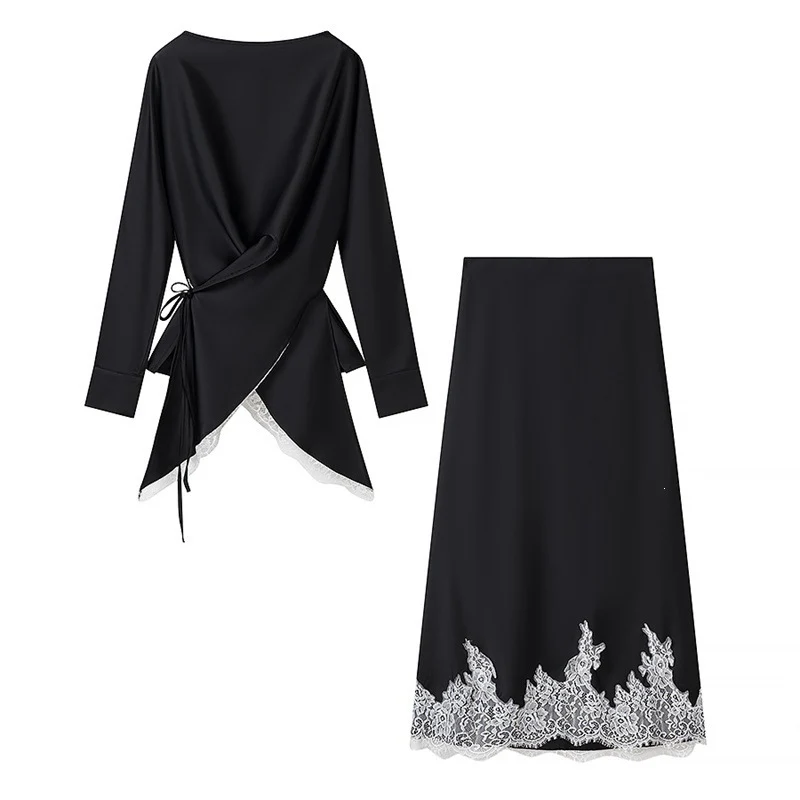Damen Zweiteiliges Satin-Set mit Wickelbluse, Spitzenbesatz und A‑Linien Maxirock Nord Taschen