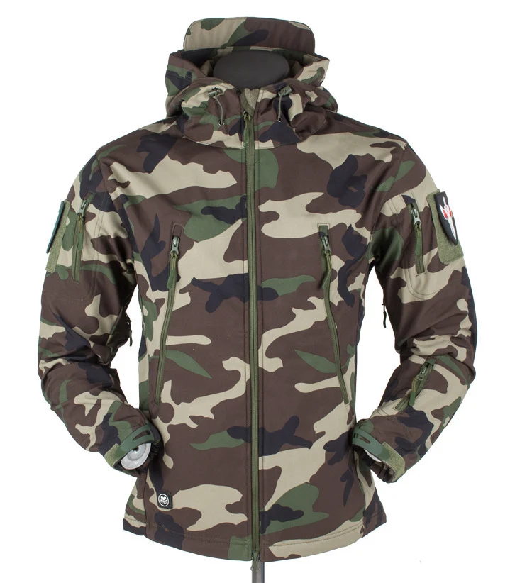 Herren Taktische Softshelljacke mit Kapuze, Tarnmuster und Mehrfach-Reißverschlusstaschen Nord Taschen