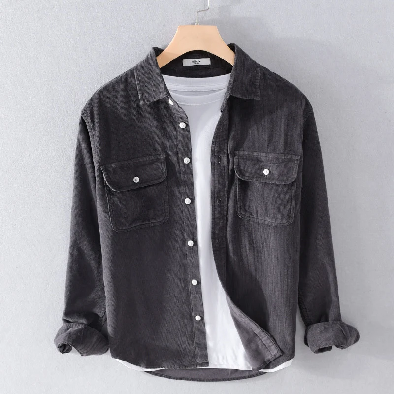 Herren Feincord-Hemdjacke im Worker‑Stil mit doppelten Brustpatten und entspanntem Schnitt Nord Taschen