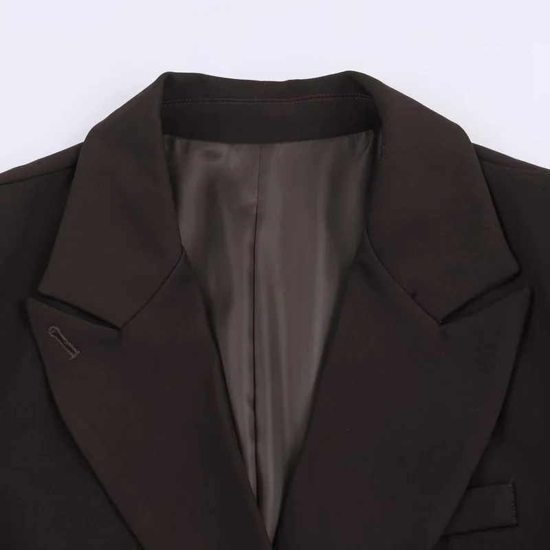 Damen Taillierter Longline-Blazer mit fallendem Revers und Ein-Knopf-Verschluss Nord Taschen