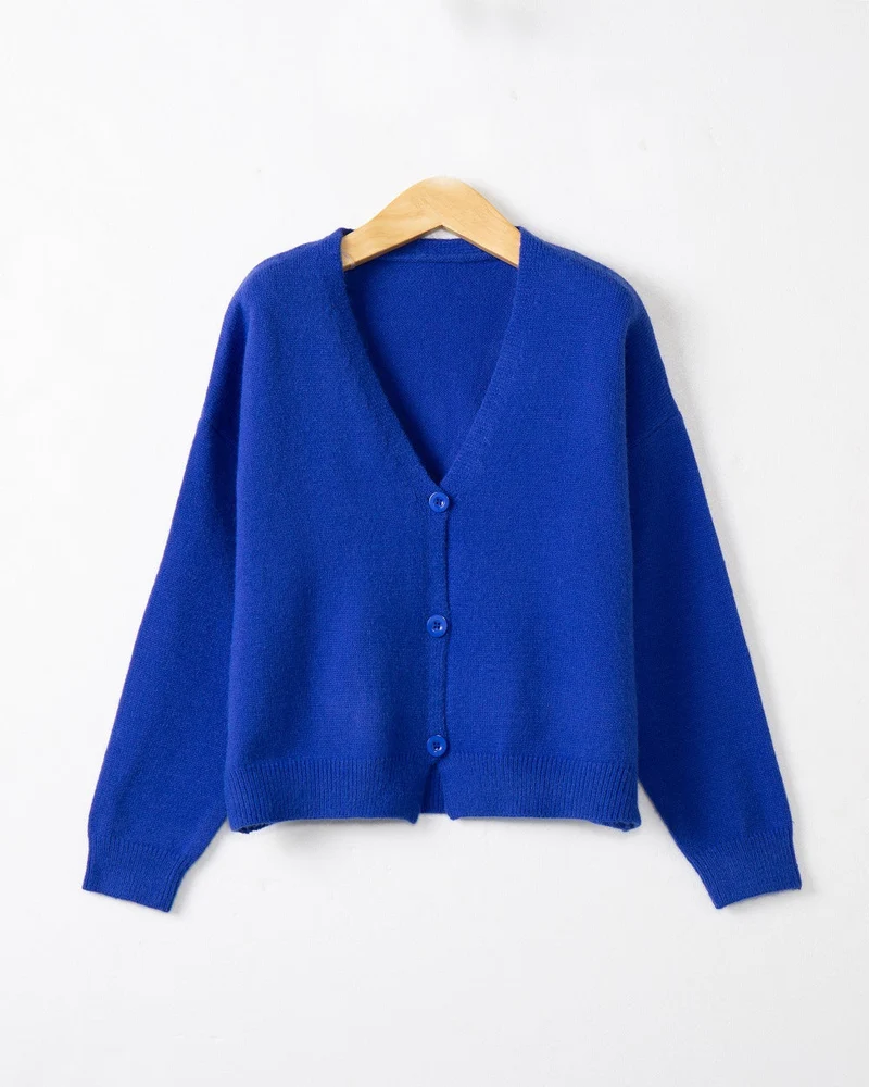 Damen Strickjacke mit V-Ausschnitt und Knopfdetails