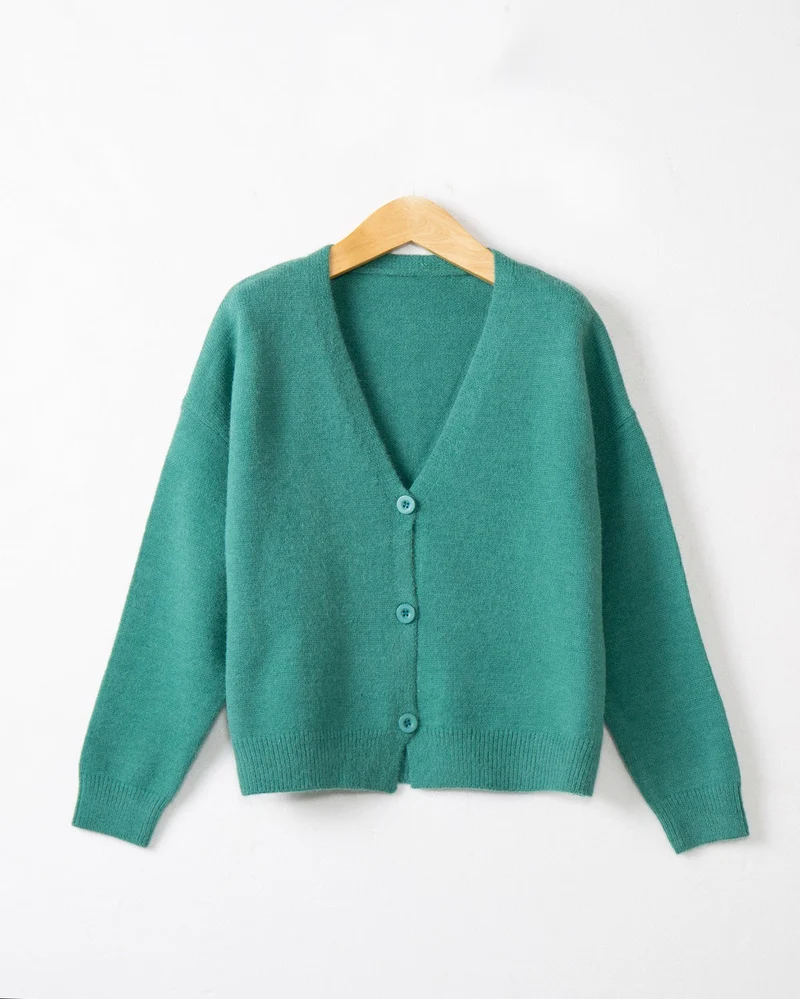 Damen Strickjacke mit V-Ausschnitt und Knopfdetails