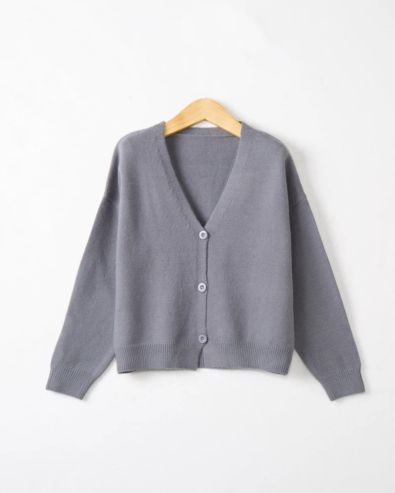 Damen Strickjacke mit V-Ausschnitt und Knopfdetails