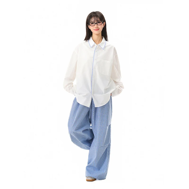 Damen Oversize-Hemdbluse mit kontrastierter Kragenpaspel und Brusttasche Nord Taschen