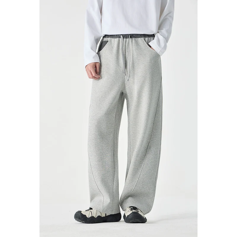Damen Verkürzte Relaxed-Jogginghose mit elastischem Kordelbund, Karodetail und Ziernähten Nord Taschen