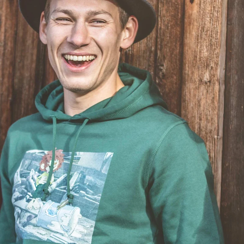 ®Pumuckl Pullover Unisex "Werkstatt"
