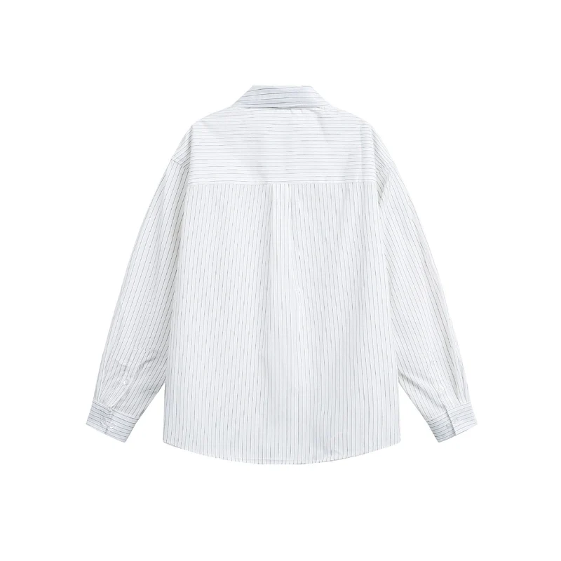 Damen Oversize-Hemdbluse mit feinen Streifen, Kentkragen und Brusttasche Nord Taschen