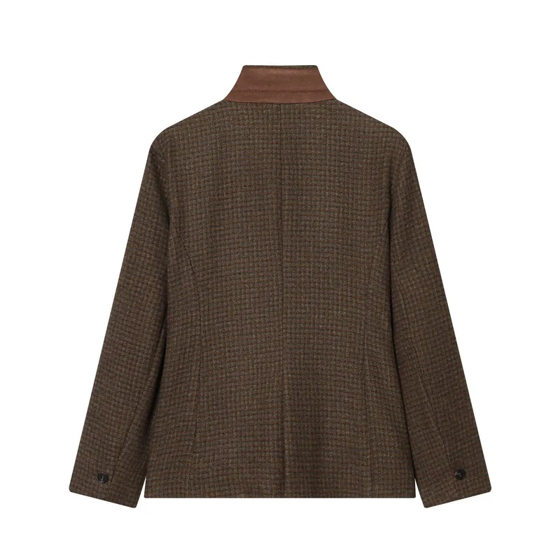 Damen Kurzer Tweedblazer mit Stehkragen, Knopfleiste und Pattentaschen Nord Taschen