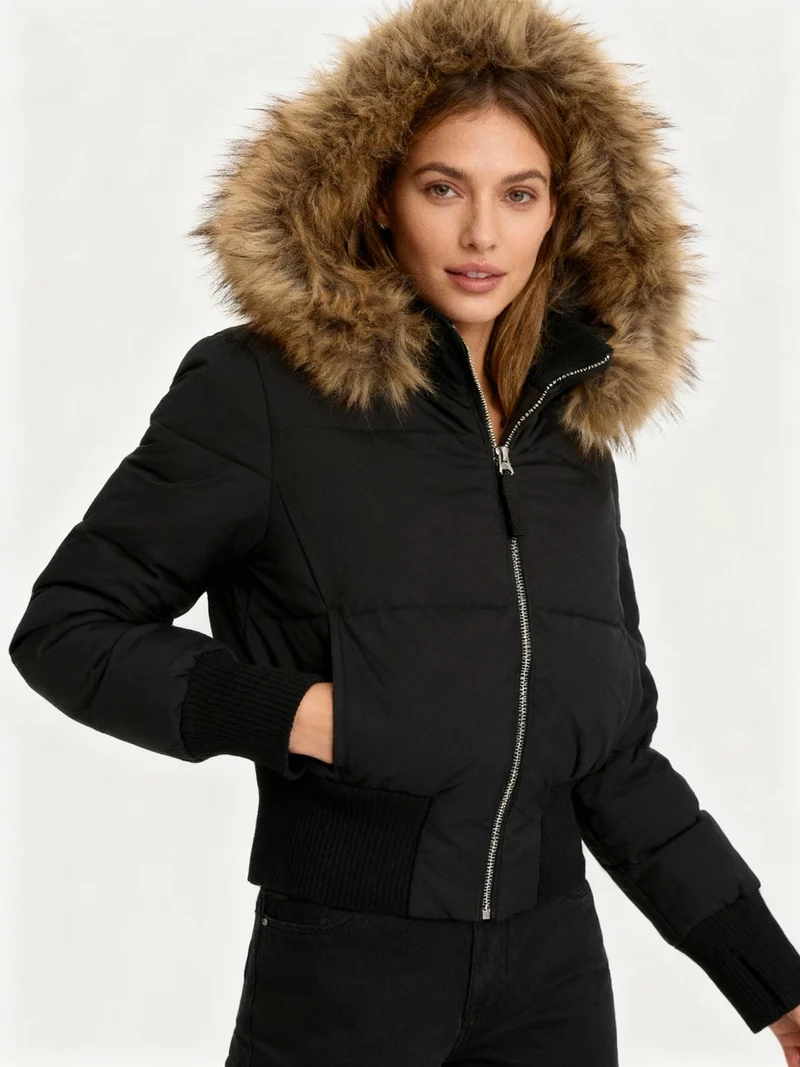 Damen Gesteppte Winterjacke mit Kapuze & Kunstfellbesatz | Avellé