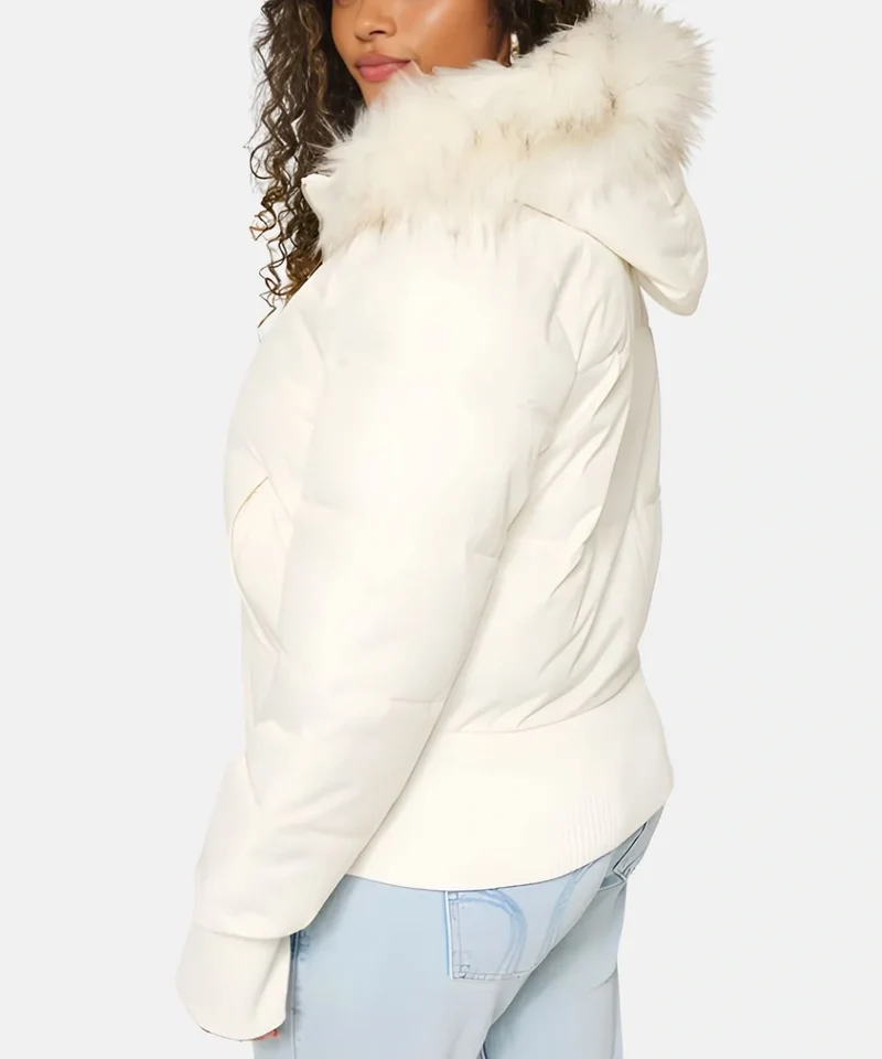 Damen Gesteppte Winterjacke mit Kapuze & Kunstfellbesatz | Avellé