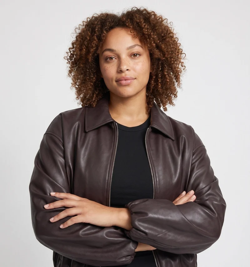 Damen Oversized Lederlook Blouson mit Hemdkragen, Reißverschluss und elastischem Saum Nord Taschen