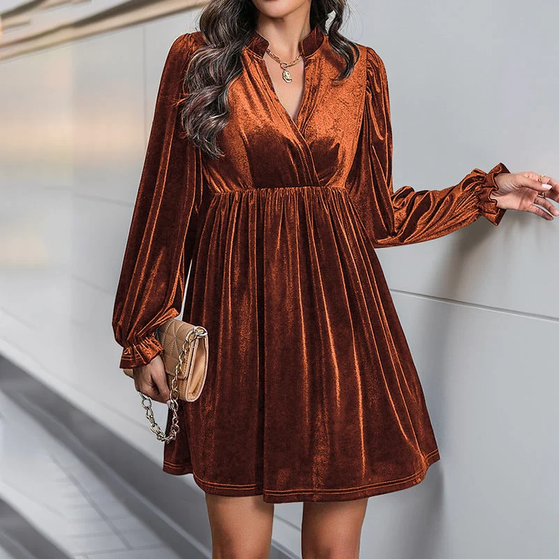 Damen Festliches Samt-Minikleid mit Wickel‑V-Ausschnitt, taillierter Raffung und voluminösen Ballonärmeln Nord Taschen