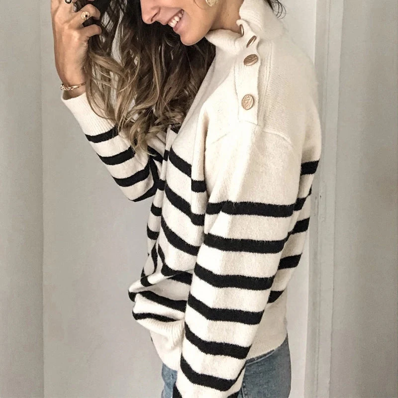 Damen gestreifter Pullover mit Stehkragen und Knopfdetails