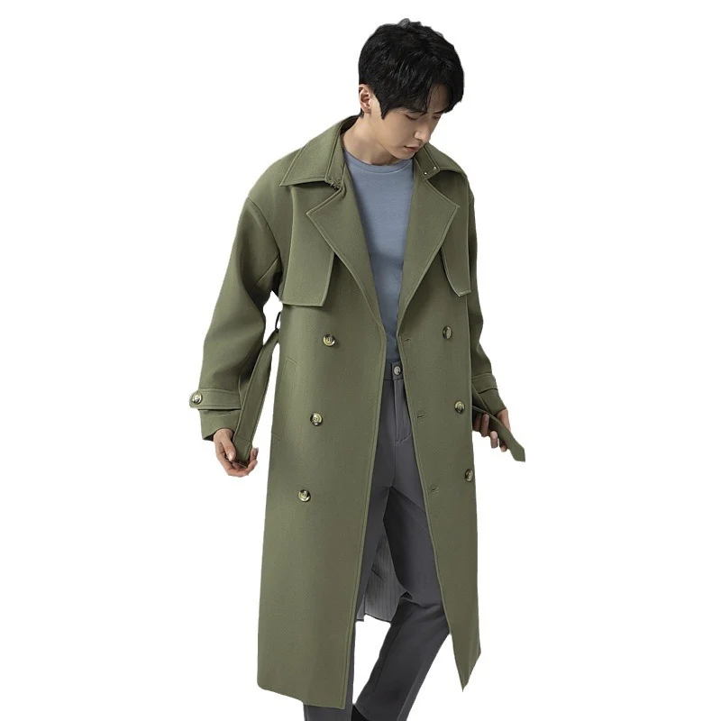 Herren Trenchcoat im minimalistischen Doppelreiher mit breitem Schalkragen und Taillengürtel Nord Taschen