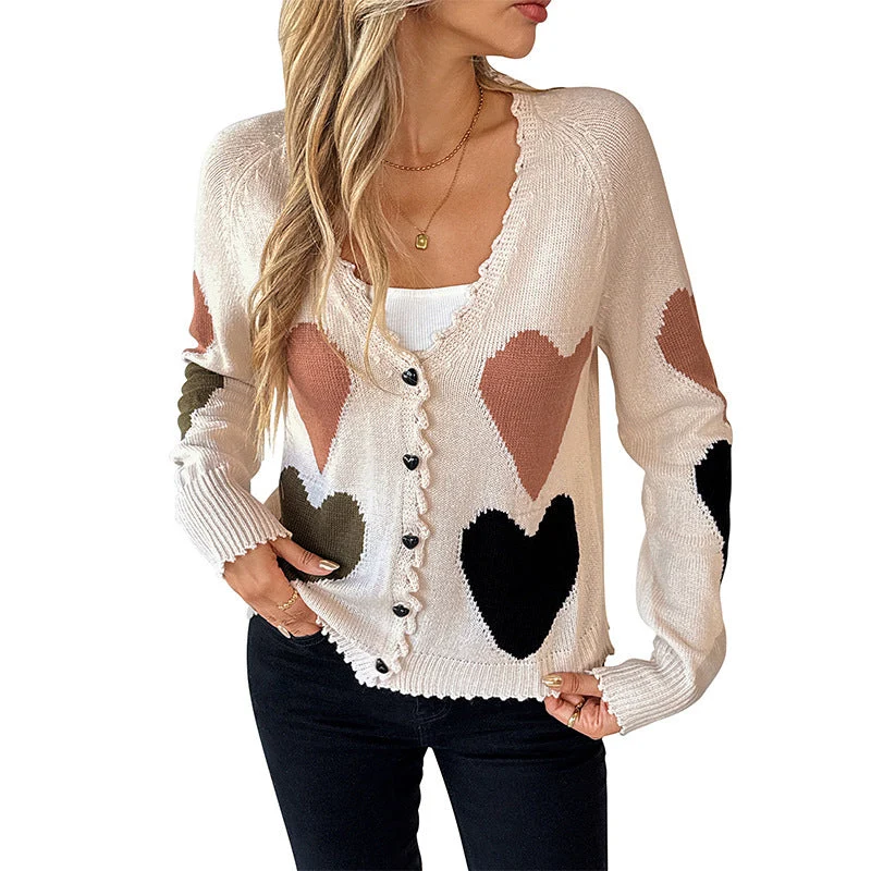 Damen Gestrickter V-Ausschnitt-Cardigan mit Herzintarsien und gewellter Kante Nord Taschen