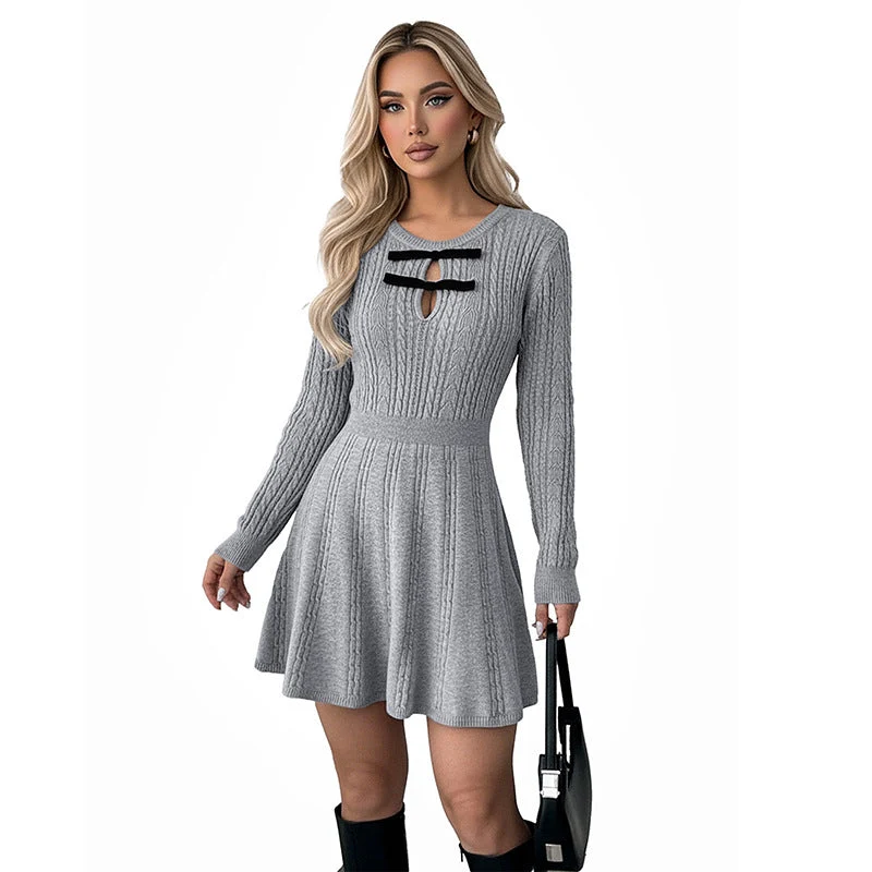Damen Gestricktes A‑Linien‑Strickkleid mit taillierter Schnittführung und dekorativen Cut-outs Nord Taschen