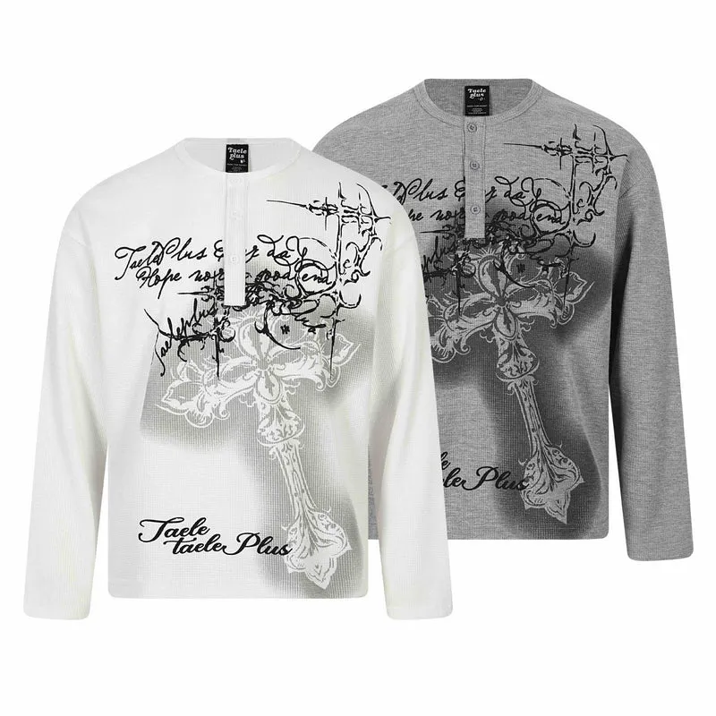 Herren Langarm-Henleyshirt mit Waffelstruktur, Knopfleiste und großflächigem Grafikprint Nord Taschen