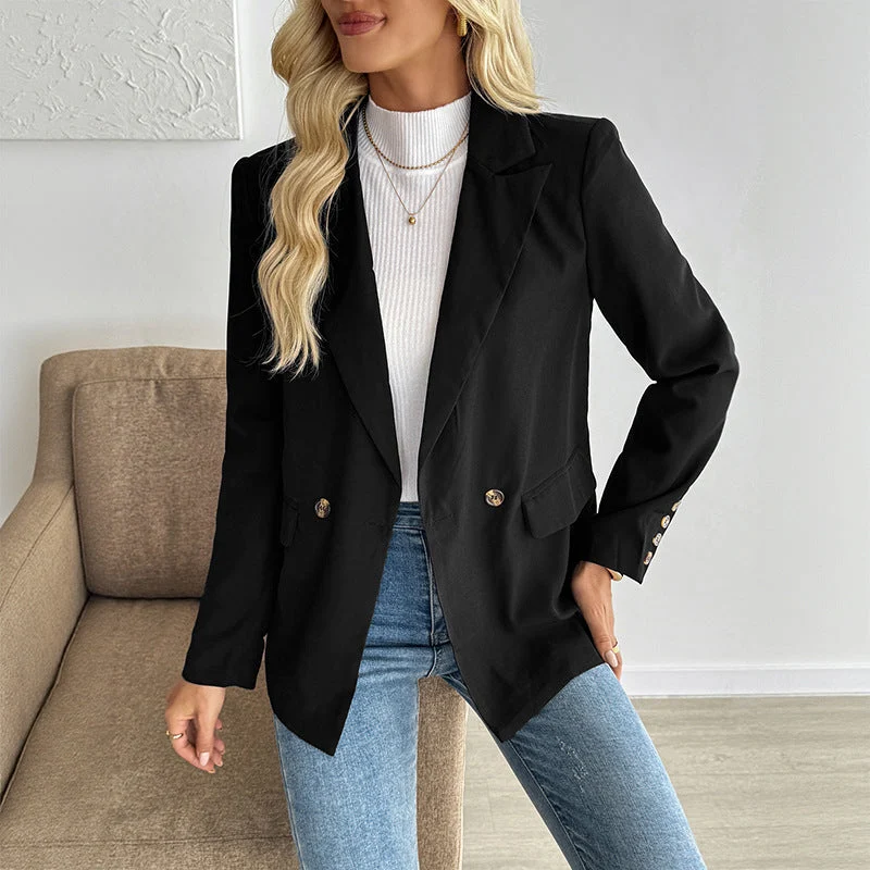 Damen Figurschmeichelnder Longblazer mit eingesetztem Knopf, gerollten Ärmeln und Pattentaschen Nord Taschen