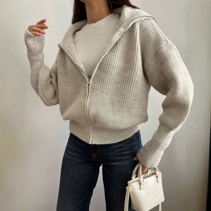 Damen Oversize Strickjacke mit Reißverschluss und hohem Kragen Nord Taschen