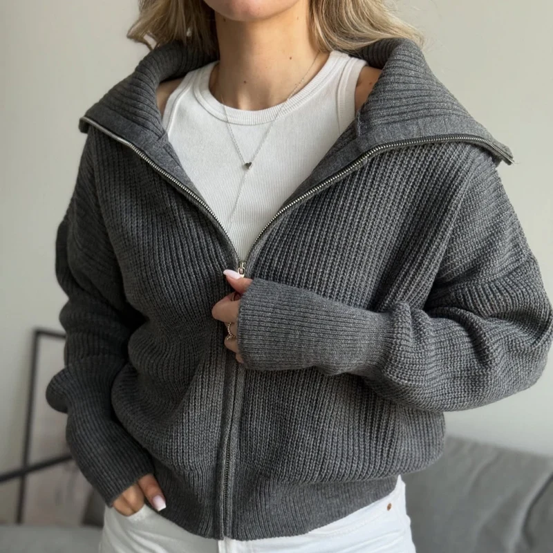 Damen Oversize Strickjacke mit Reißverschluss und hohem Kragen Nord Taschen