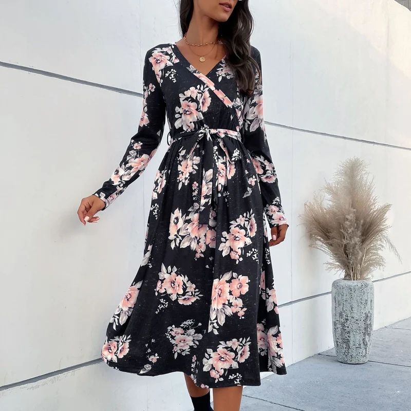 Damen Florales Wickel-Midikleid mit V-Ausschnitt, Taillengürtel und ausgestelltem Rock Nord Taschen