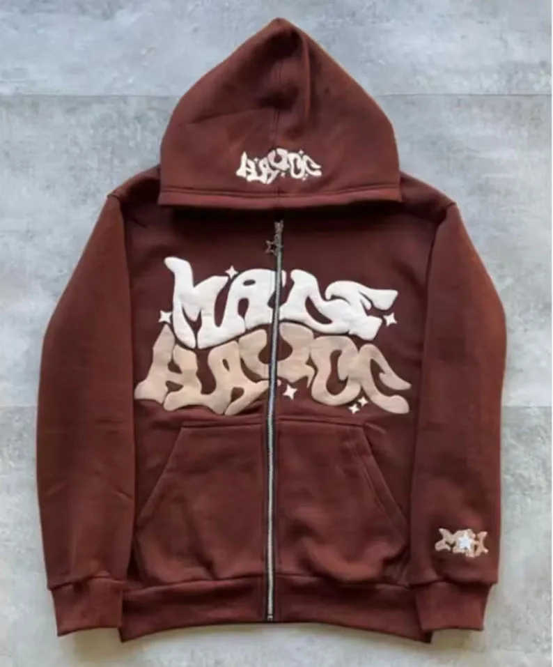 Damen sportliche Kapuzenjacke im urbanen Graffiti-Stil