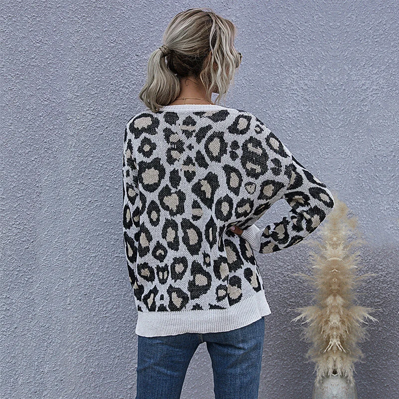 Damen Grobgestrickter V-Neck Pullover mit Oversize‑Silhouette und Statement‑Leoprint Nord Taschen