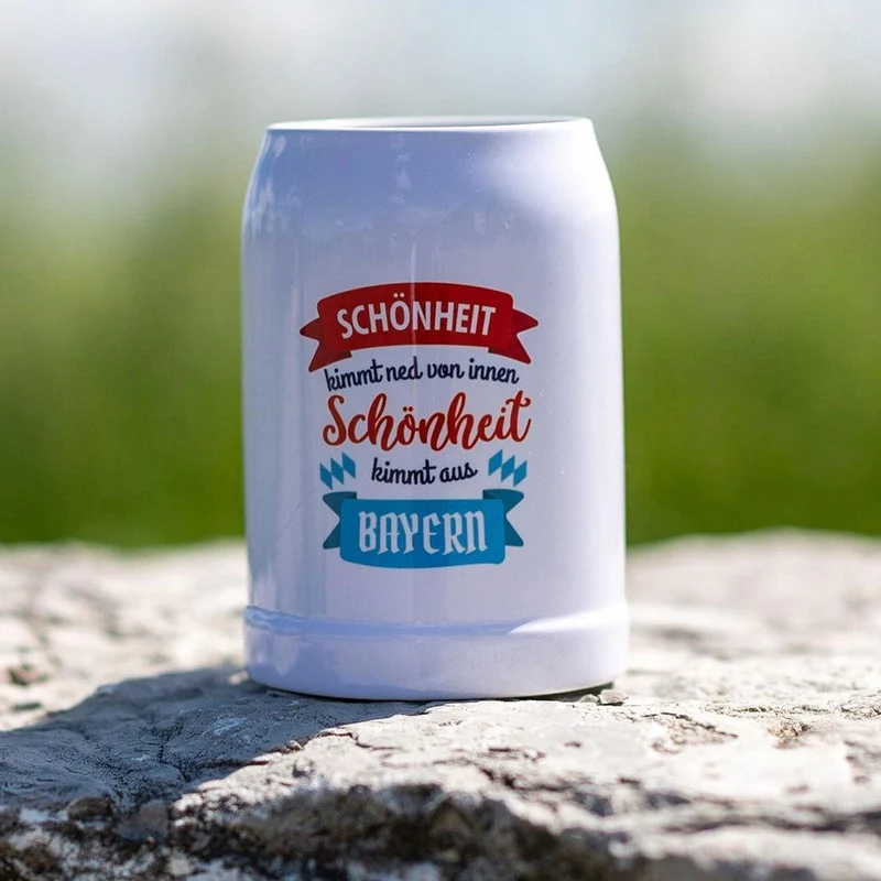 Bierkrug "Schönheit kimmt aus..." mit Wunschort