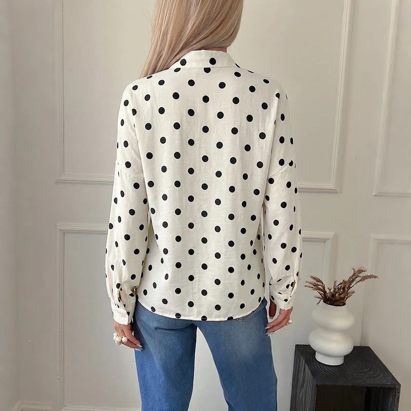Damen gepunktete Viskose-Bluse mit Stehkragen und Perlmuttknöpfen Nord Taschen