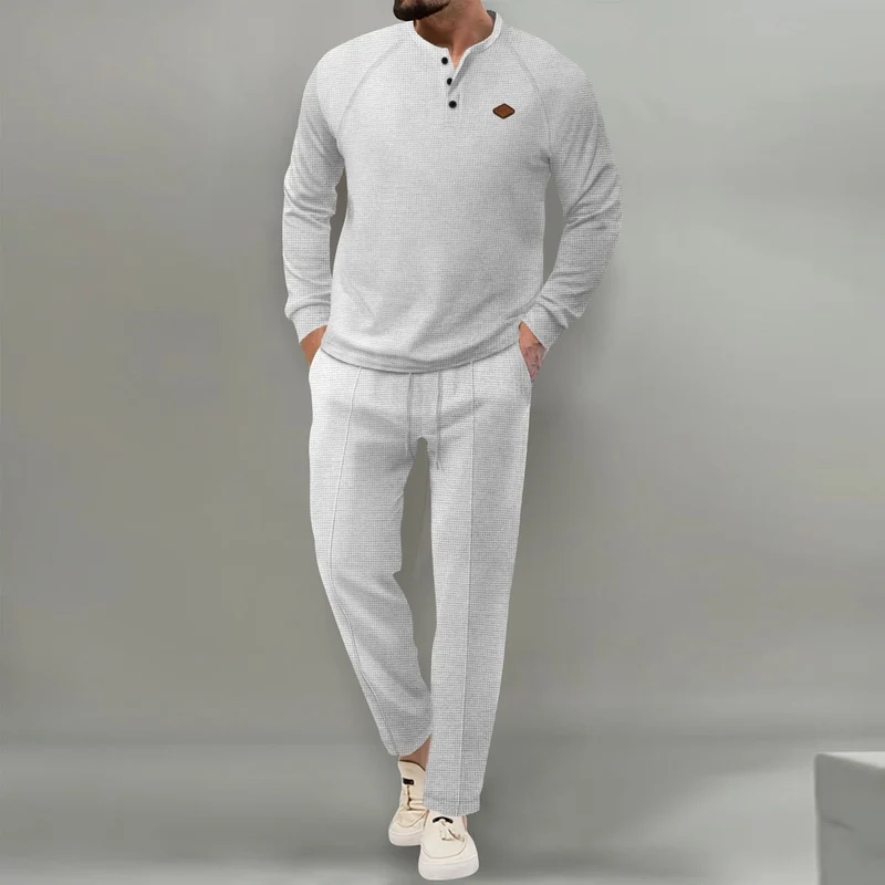 Herren hochwertiger Freizeitanzug mit Knopfleiste und eleganten Taschen
